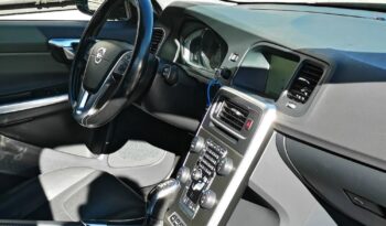 Volvo V60 D6 AWD Plug-in Hybrid Summum full