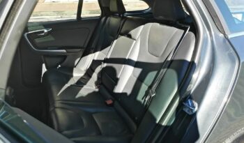 Volvo V60 D6 AWD Plug-in Hybrid Summum full