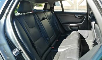 Volvo V60 D6 AWD Plug-in Hybrid Summum full
