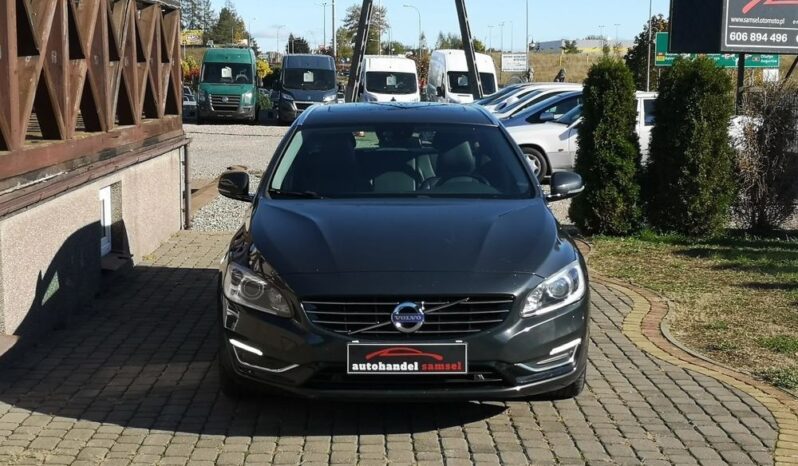 Volvo V60 D6 AWD Plug-in Hybrid Summum full