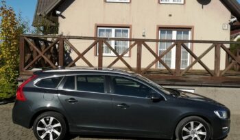 Volvo V60 D6 AWD Plug-in Hybrid Summum full