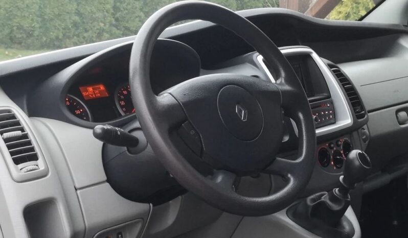 Renault Trafic 2.0dCi 90 L1H1 NAVI 2011_90KM full