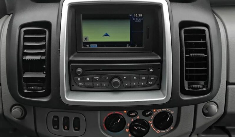 Renault Trafic 2.0dCi 90 L1H1 NAVI 2011_90KM full