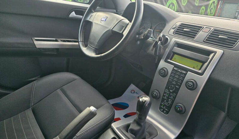 Volvo V50 full