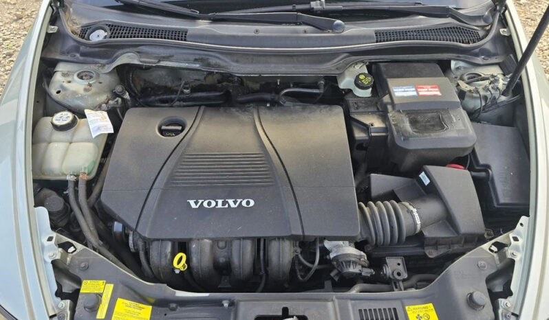 Volvo V50 full