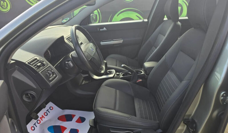 Volvo V50 full