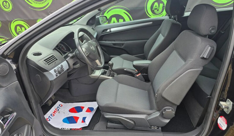 Opel Astra full