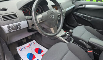 Opel Astra full
