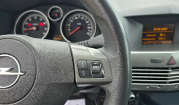 Opel Astra full