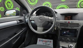Opel Astra full