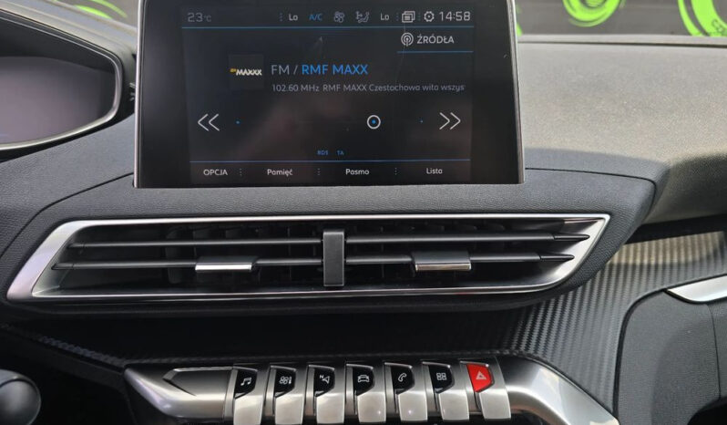Peugeot 5008 full