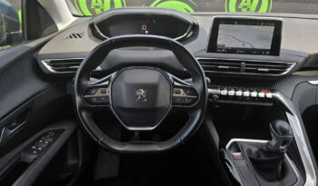 Peugeot 5008 full