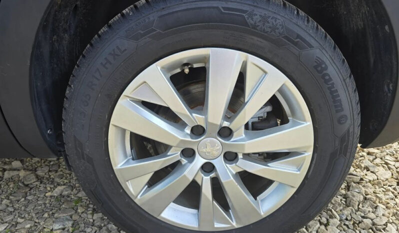 Peugeot 5008 full
