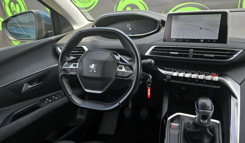 Peugeot 5008 full