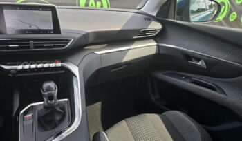 Peugeot 5008 full