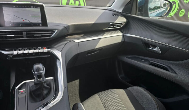 Peugeot 5008 full