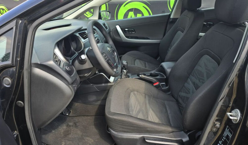 Kia Ceed full