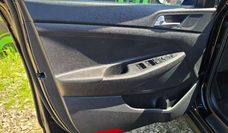Hyundai Tucson full