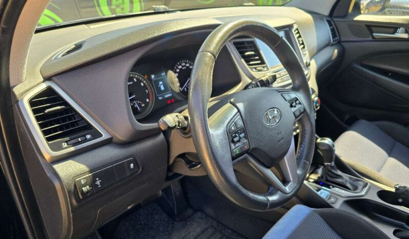 Hyundai Tucson full