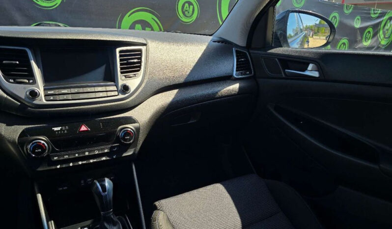 Hyundai Tucson full