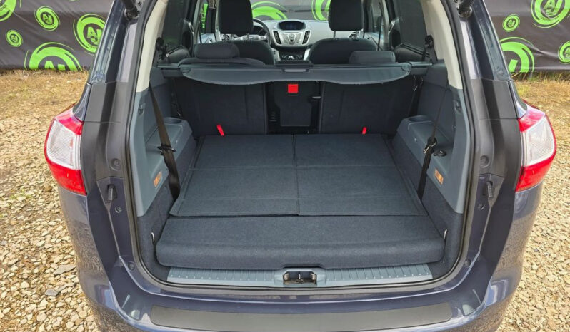 Ford Grand C-MAX full