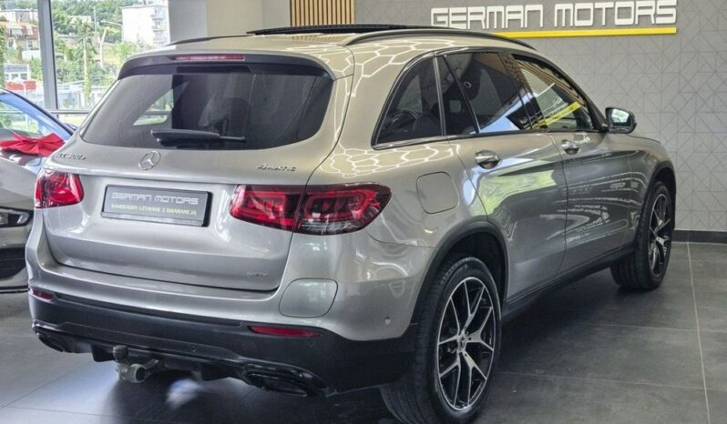 Mercedes-Benz GLC 300e AMG 4MATIC full
