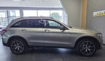 Mercedes-Benz GLC 300e AMG 4MATIC full