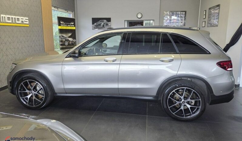 Mercedes-Benz GLC 300e AMG 4MATIC full