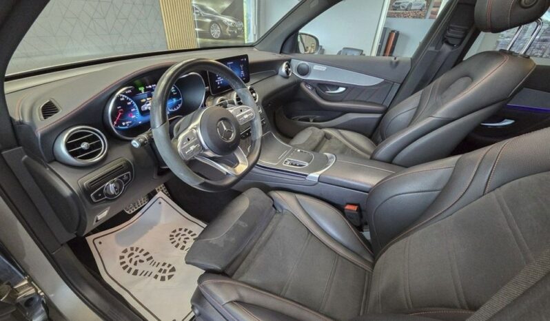 Mercedes-Benz GLC 300e AMG 4MATIC full