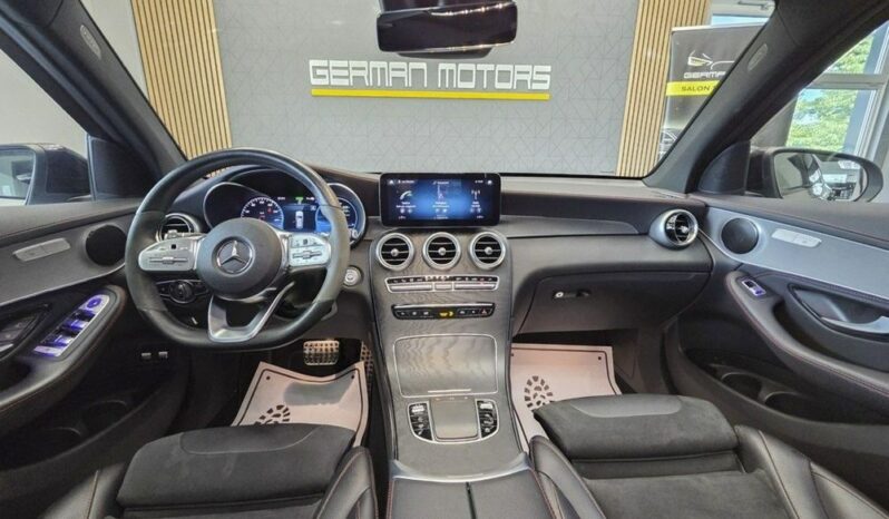Mercedes-Benz GLC 300e AMG 4MATIC full