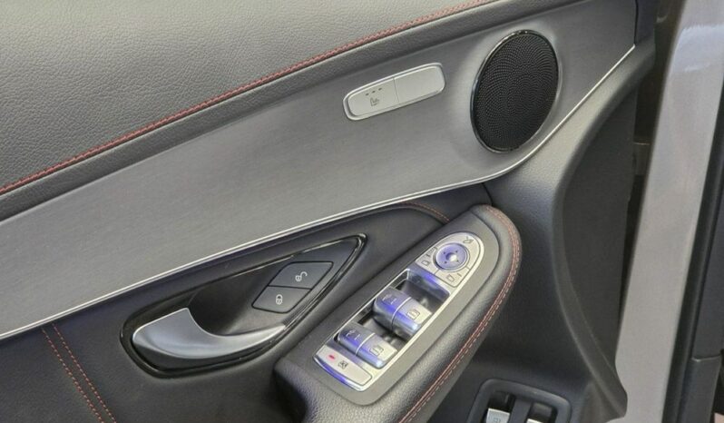 Mercedes-Benz GLC 300e AMG 4MATIC full