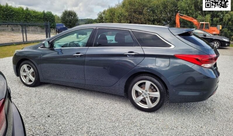 Hyundai i40 Kombi blue 1.7 CRDi Premium full