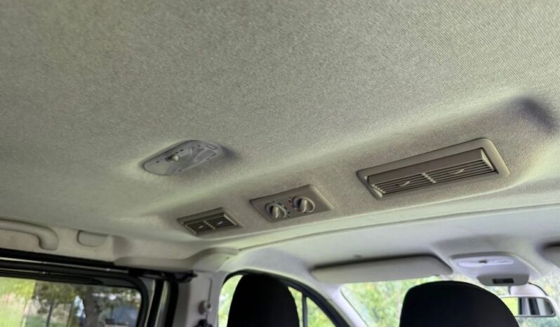 Opel Vivaro full