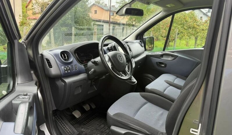 Opel Vivaro full