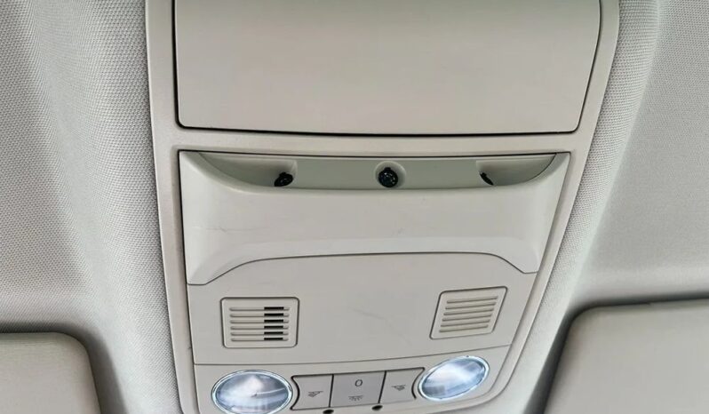 Skoda Superb 2.0 TDI Elegance full
