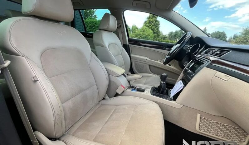Skoda Superb 2.0 TDI Elegance full
