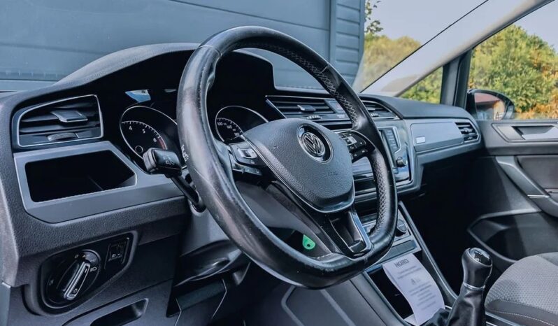 Volkswagen Touran 1.4 TSI BMT Comfortline full