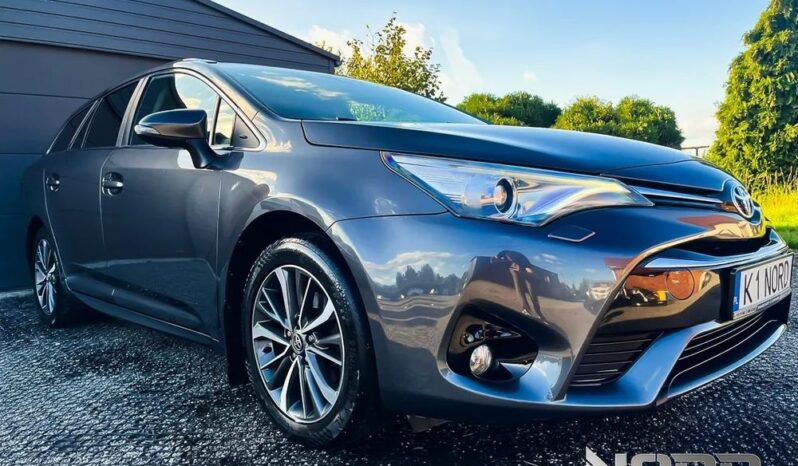 Toyota Avensis 1.8 Premium MS full