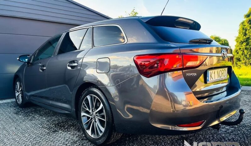 Toyota Avensis 1.8 Premium MS full