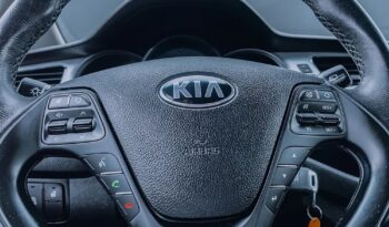 Kia Ceed Cee’d 1.6 GDI L full
