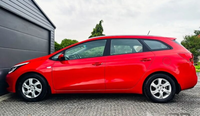 Kia Ceed Cee’d 1.6 GDI L full