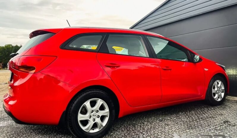 Kia Ceed Cee’d 1.6 GDI L full