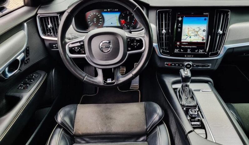 Volvo V90 D4 AWD R-Design full