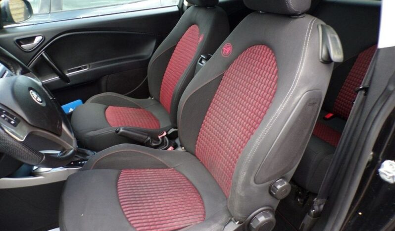 Alfa Romeo Mito full