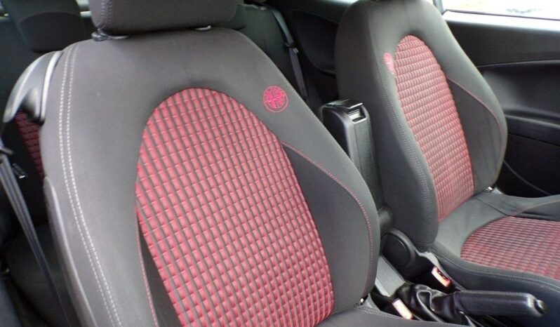 Alfa Romeo Mito full
