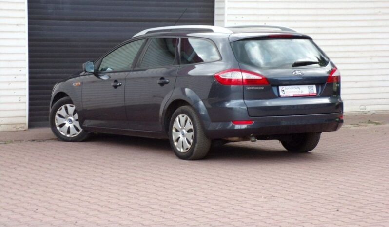 Ford Mondeo full