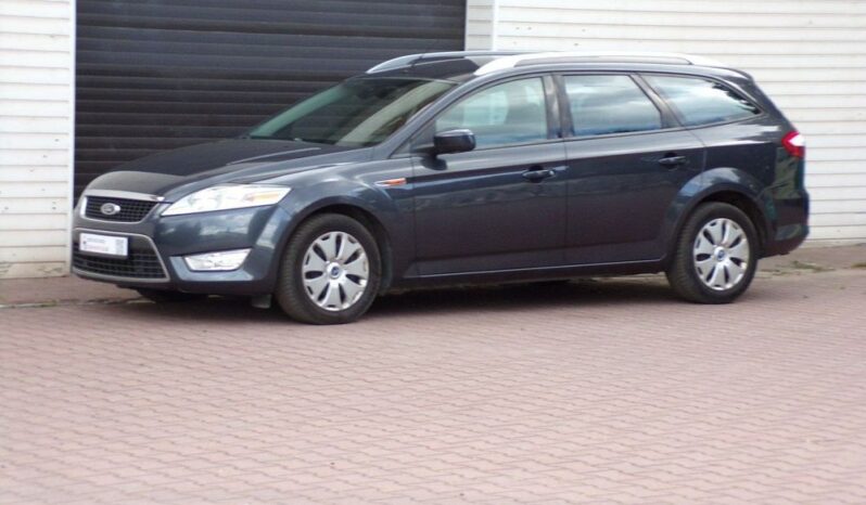 Ford Mondeo full