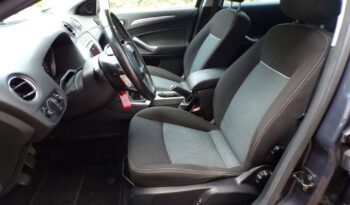 Ford Mondeo full