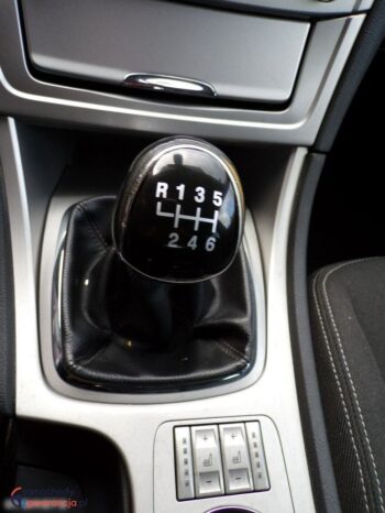Ford Mondeo full
