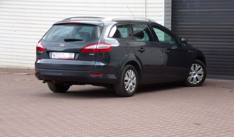 Ford Mondeo full